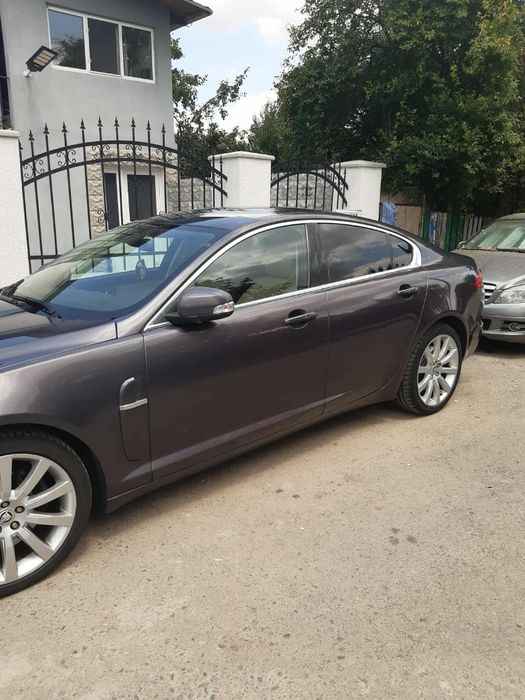 Vind sau schimb jaguar xf