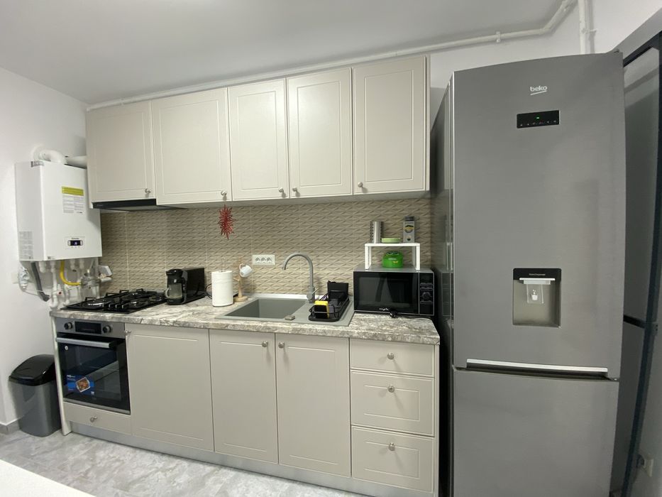 Inchiriez garsoniera noua, Drumul Binelui sect.4