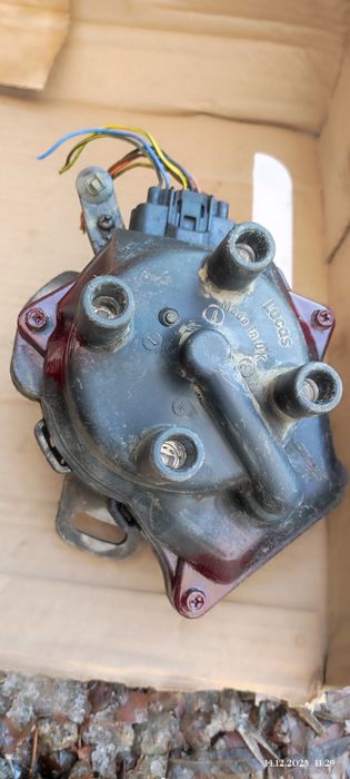 Продам на Хонду цивик 1996  б.у. трамблёр рабочий исправный