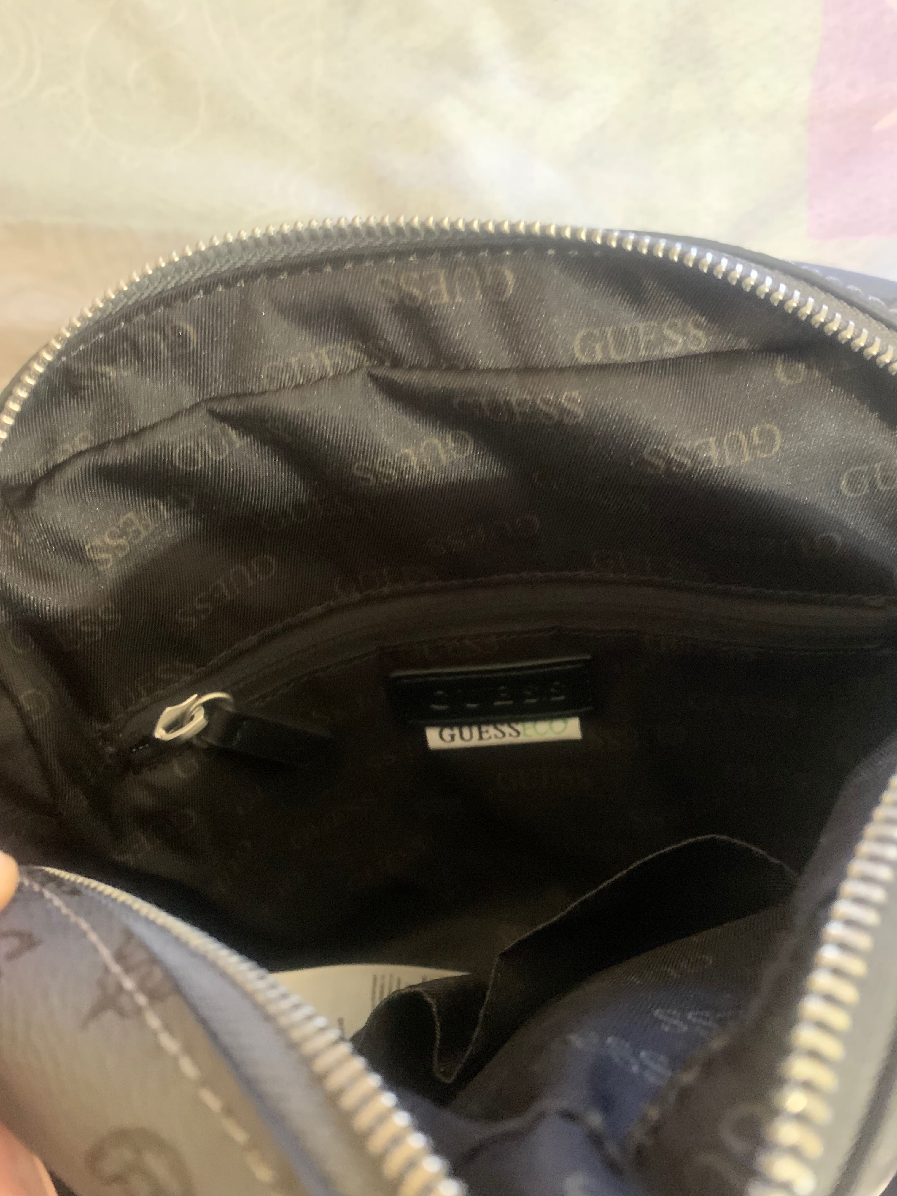 Мъжка чанта Guess