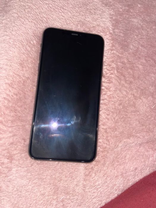 Vand iphone 11 pro MAX