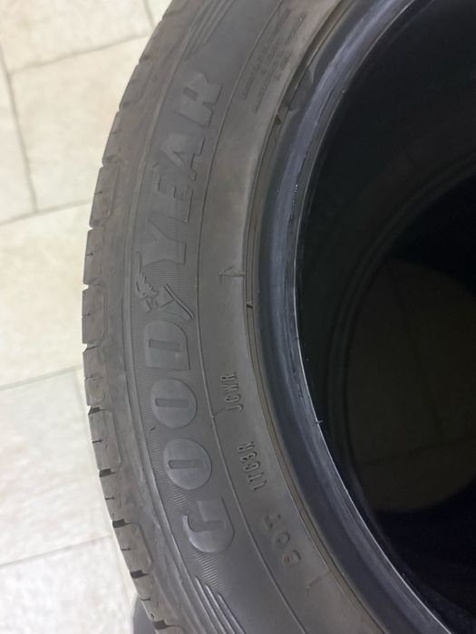 Good year baloni 1000 km yurgan Treckerdan yechilgan 4 ta