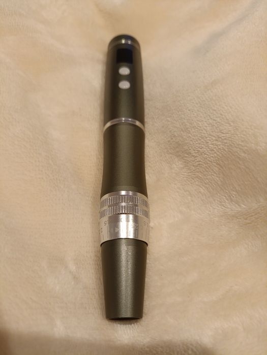 Дерма Пен за микронийдлинг.Derma Pen