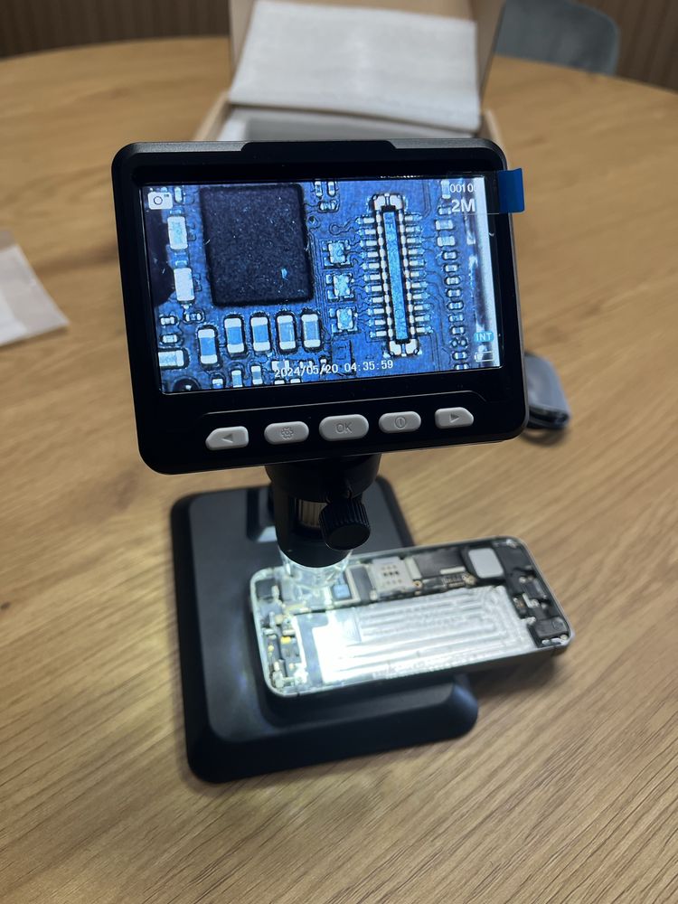 Microscop Digital,ecran 4.3 inch,compatibil PC,NOU