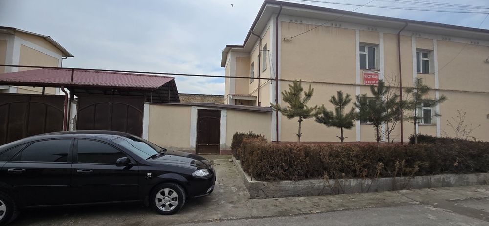 Коттедж продается 4 соток ориентир "Food city" рынок