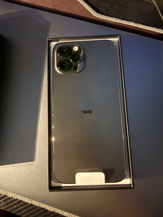 iPhone 12 Pro Max (Заменен от официален сервиз с чисто нов)