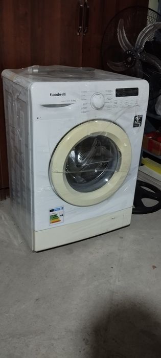 Kir yuvadigan moshina sotiladi xolati yaxshi