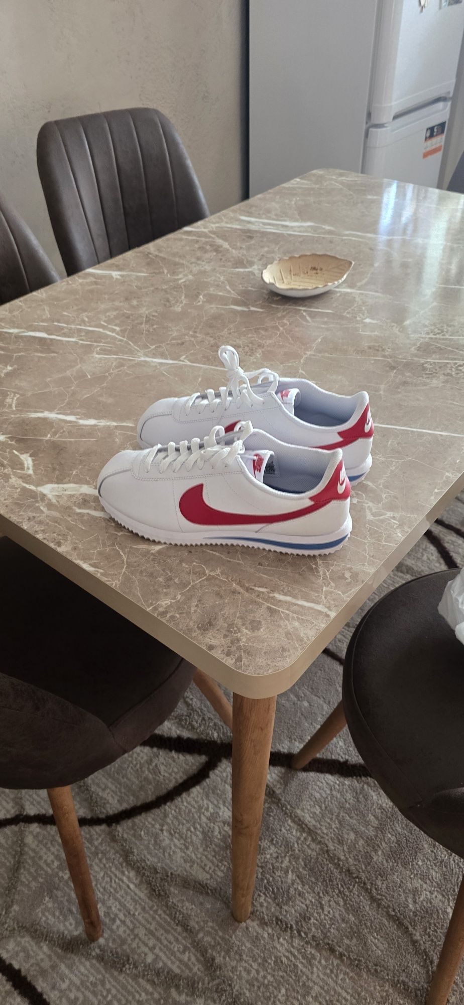Nike чисто нови...