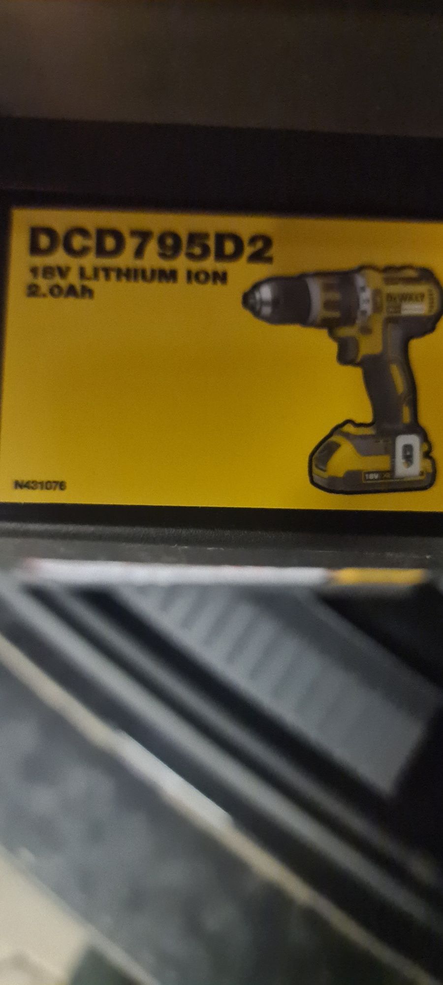 Акумулаторен ударен винтоверт DeWALT DCD795D2 - 18 V, 2 Ah, 60 Nm