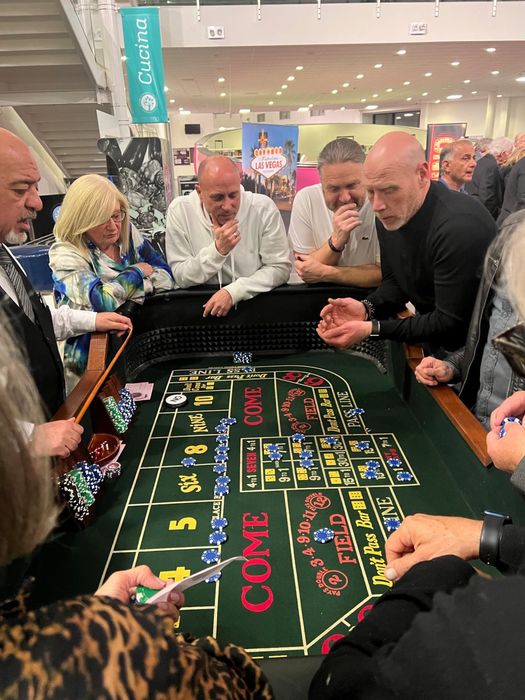 Masa barbut + zaruri precizie CustomTables.eu stoc