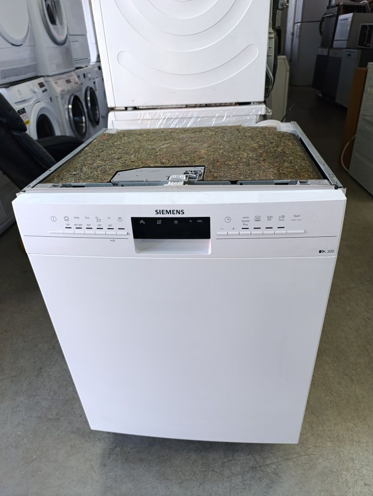 Съдомиялна SIEMENS IQ 300