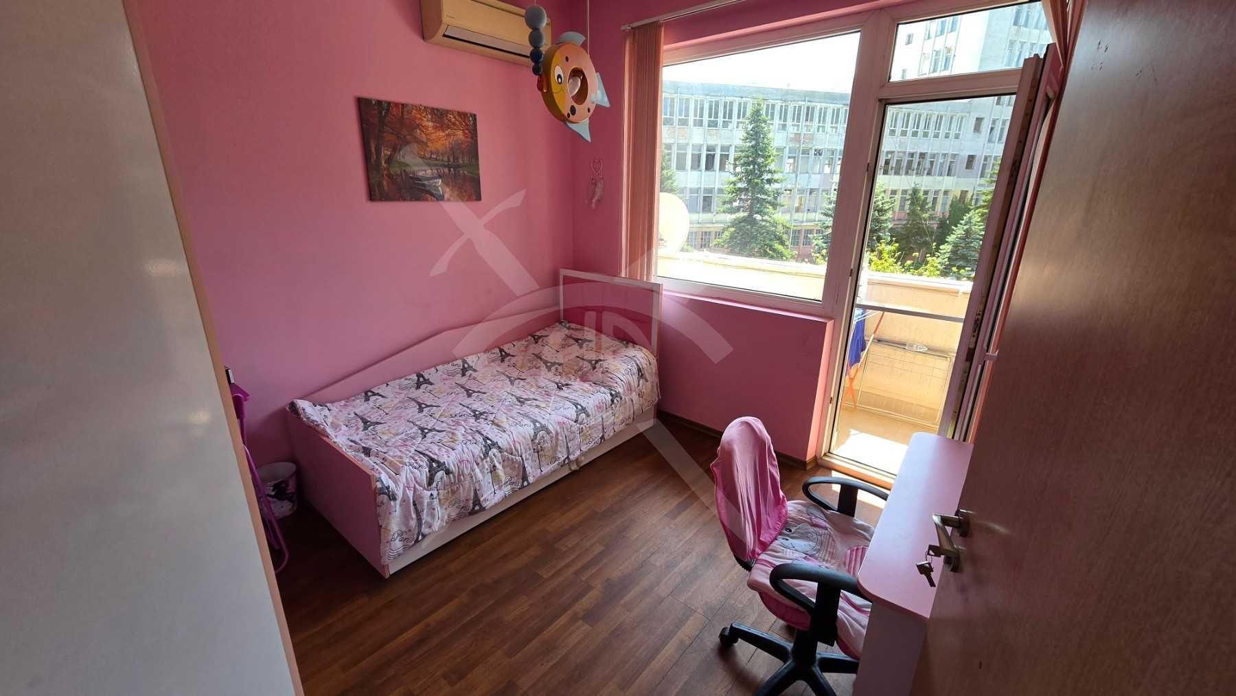Тристаен апартамент в Пещера 89263