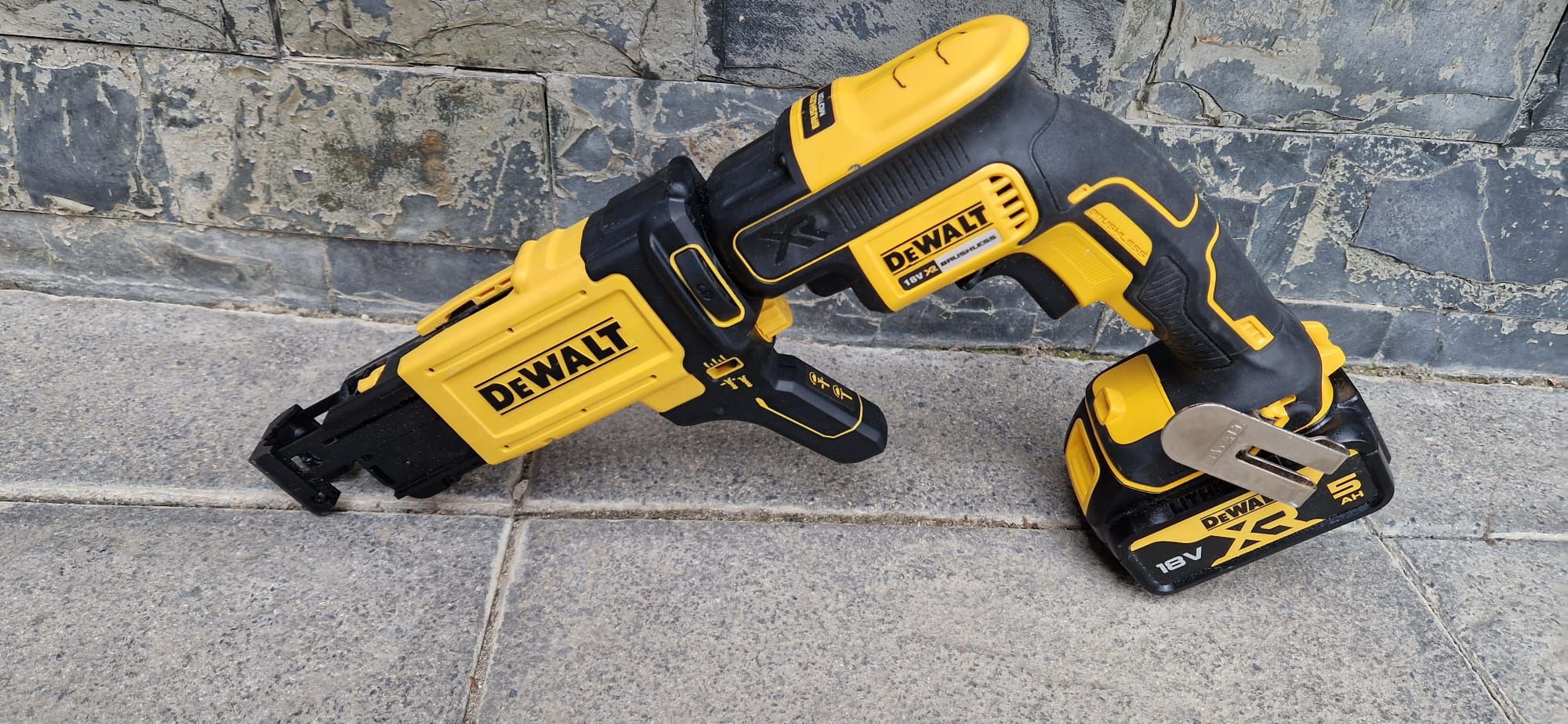 Dewalt autofiletanta pentru autoforante