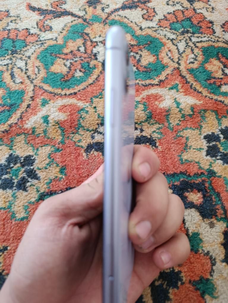 iPhone 11 128gb yomkost 76%