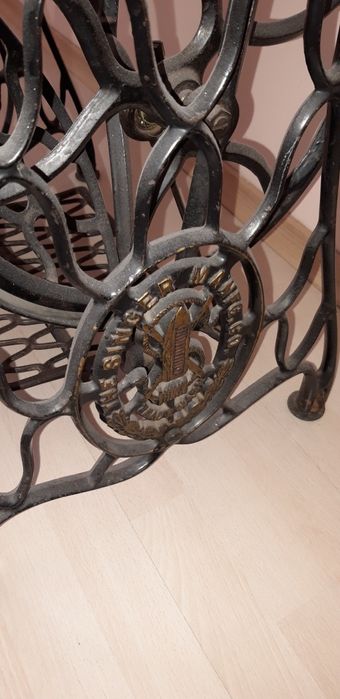 Ретро маса от СИНГЕР