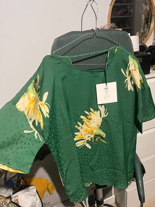 Bluză damă S verde oversize nouă