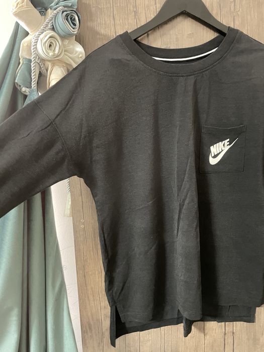 Nike longsliv razmer m