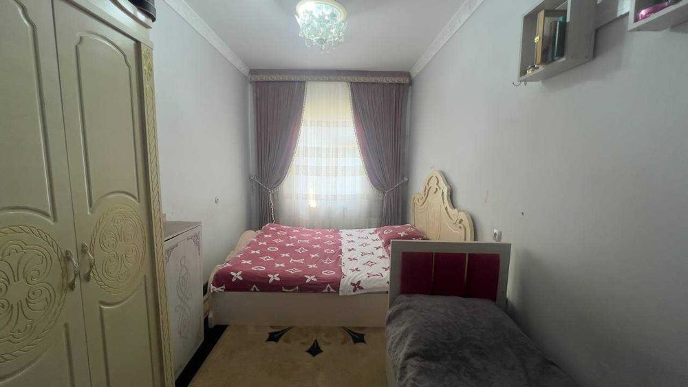 Ibn Sino 2 Dom Sotiladi BEZ MAKLER UY O'zimiki 4 Xonali Remonti yahshi