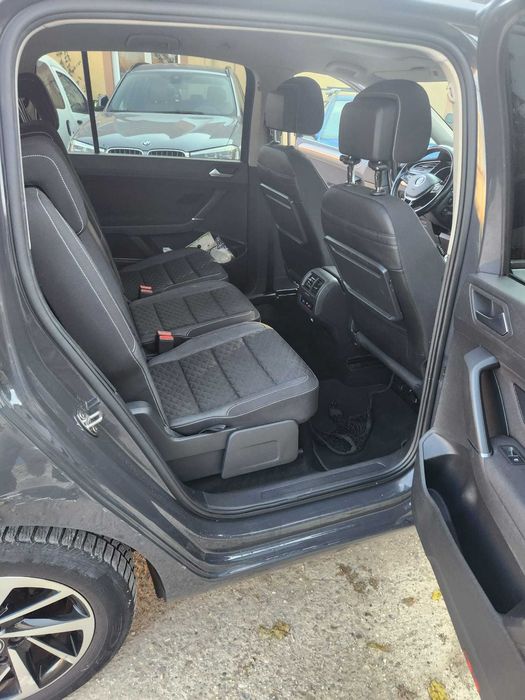 VW Touran 1.6 TDI -2018 - TVA Deductibil