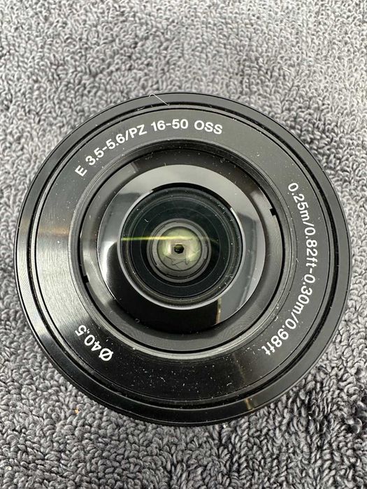 Обектив Sony SELP1650 E PZ 16-50mm f/3.5-5.6 OSS