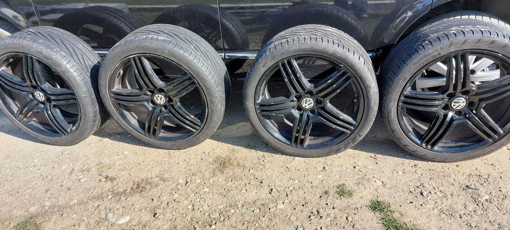 Vand anvelope cu jante