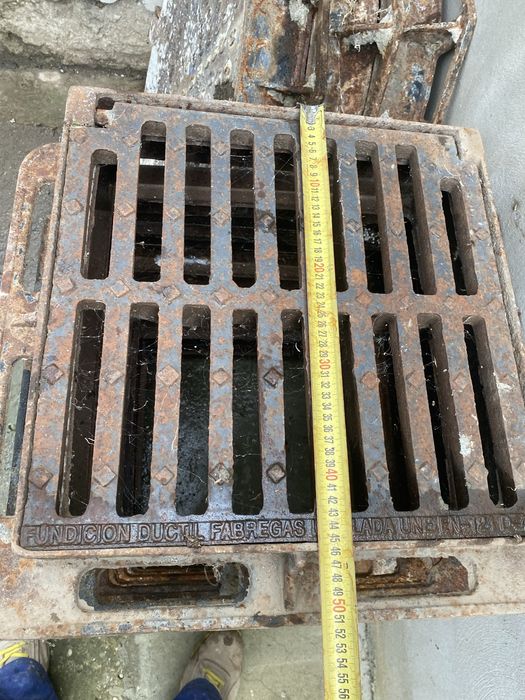 Vand capac canalizare trafic greu