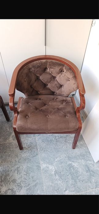 Кресла 2шт из дерева