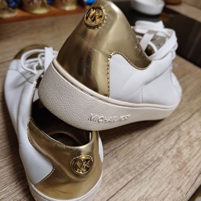 Michael kors оригинални нови слагани един път