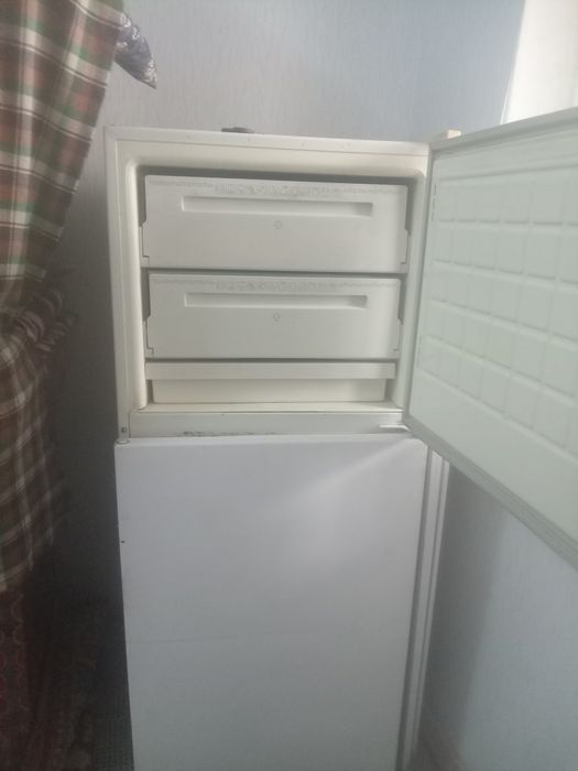 Холодильник  б/у