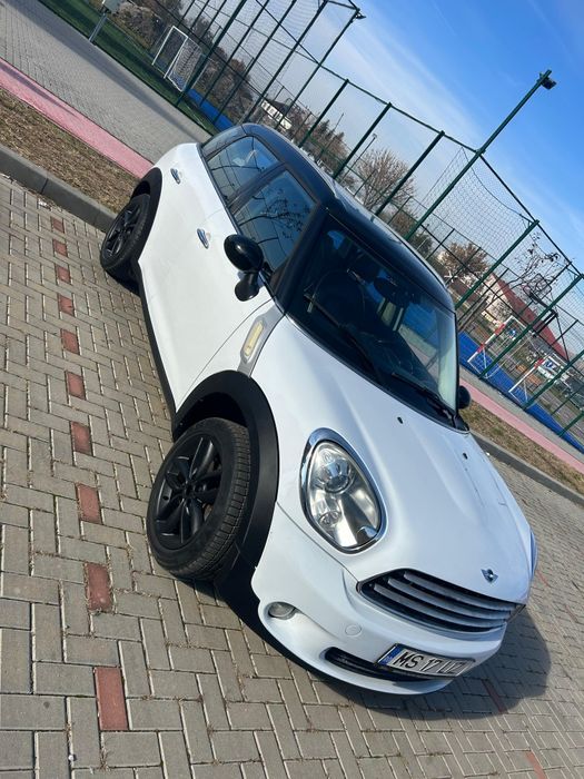 Mini Cooper Countriman benzină, automat.