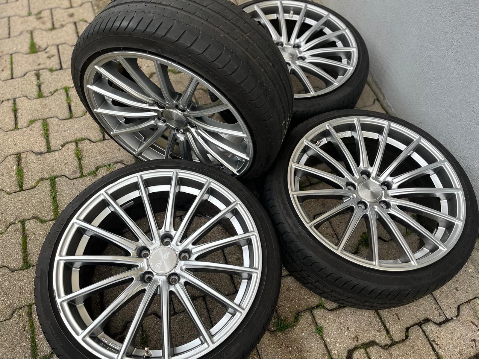 Anvelope de vară PIRELLI P ZERO 225/35 R 19, jante Brock Alloy Wheels