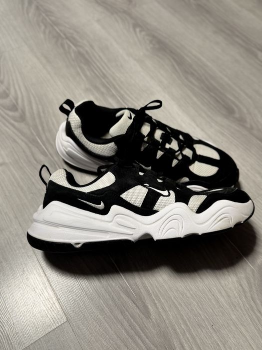 Nike Tech Hera обувки