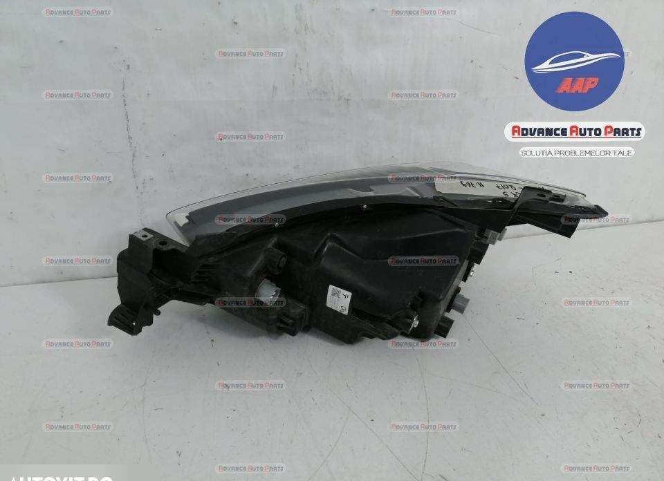 Far Dreapta original Modelul cu 2 lupe si full led Mazda  CX-5  1  [fa