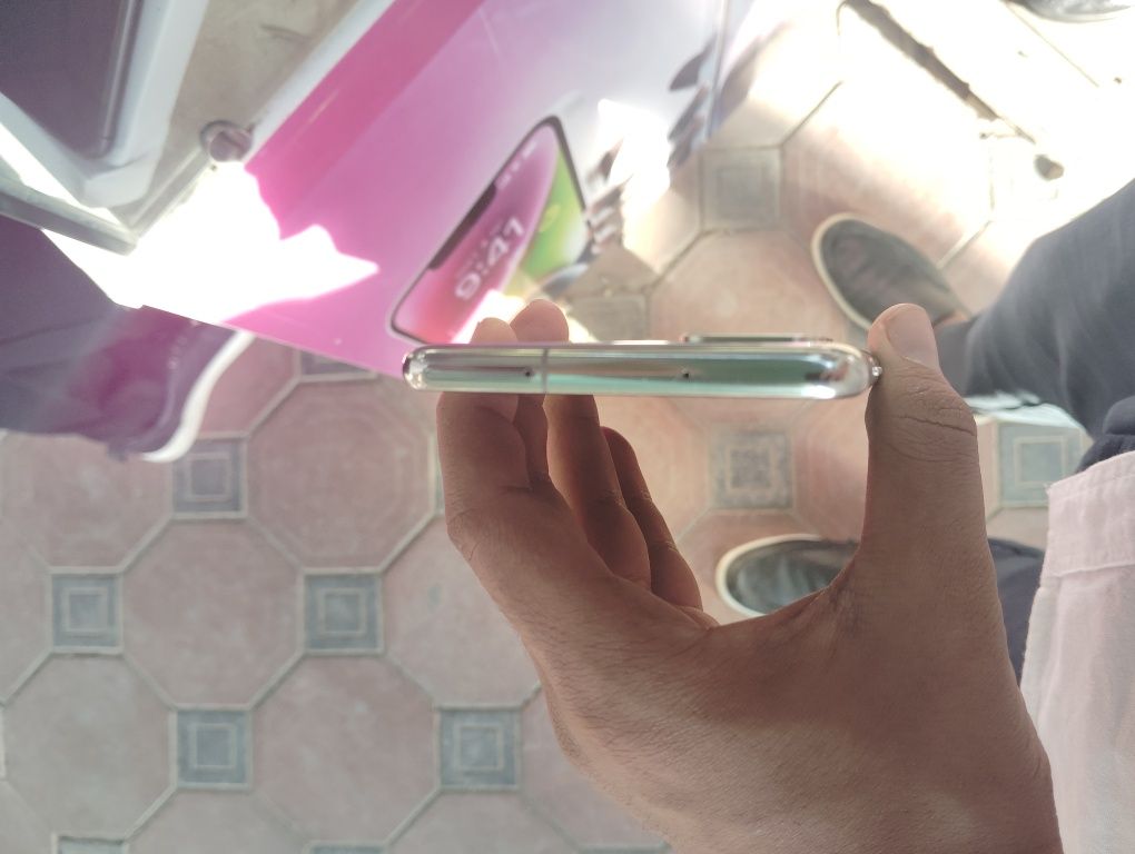 S 20+ ideal holatda