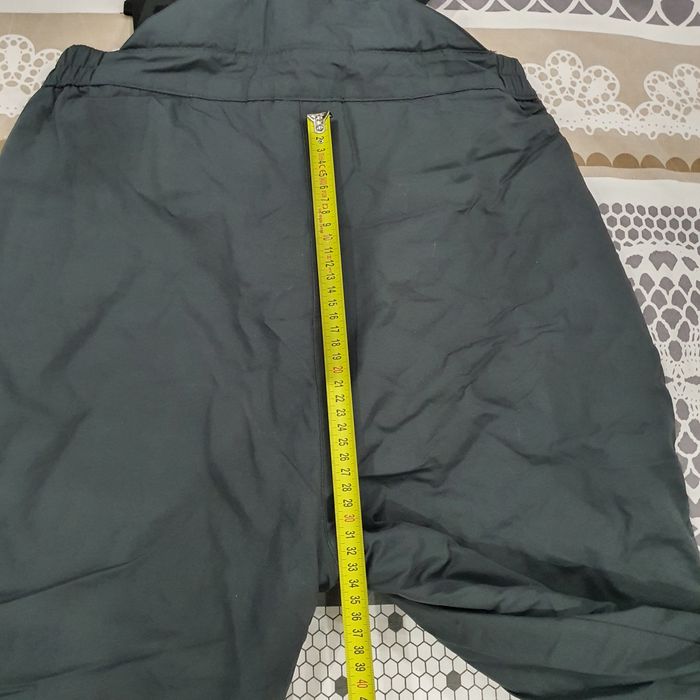 Pantaloni cu bretele, de schi