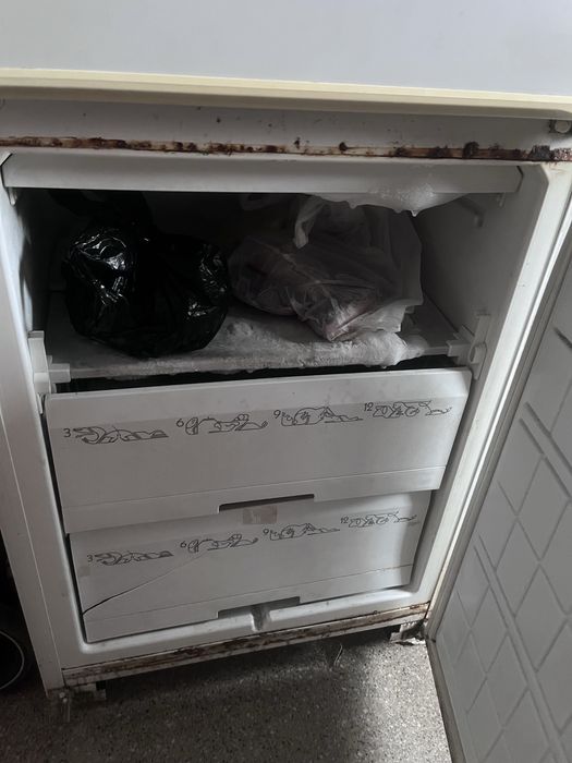 Продам холодильник