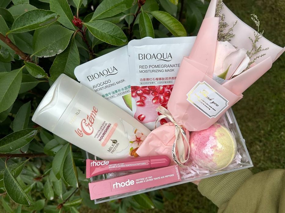 8- mart karparativ va bayramlar uchun tayyor naborlar