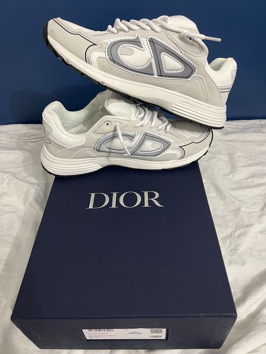 ОРИГИНАЛНИ Dior b30 чисто нови