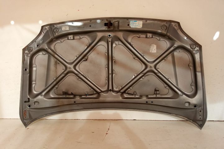 Capota fata Toyota Avensis a 2-a generatie T25