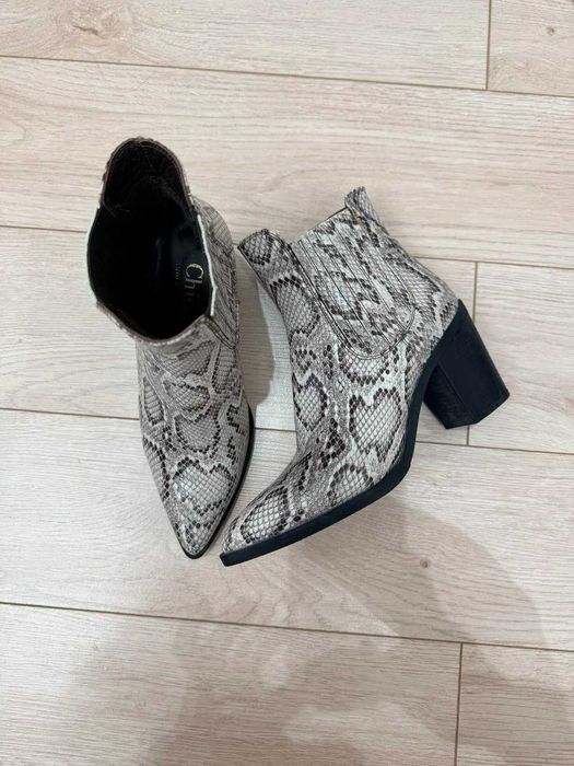 Полусапожки 39 размер