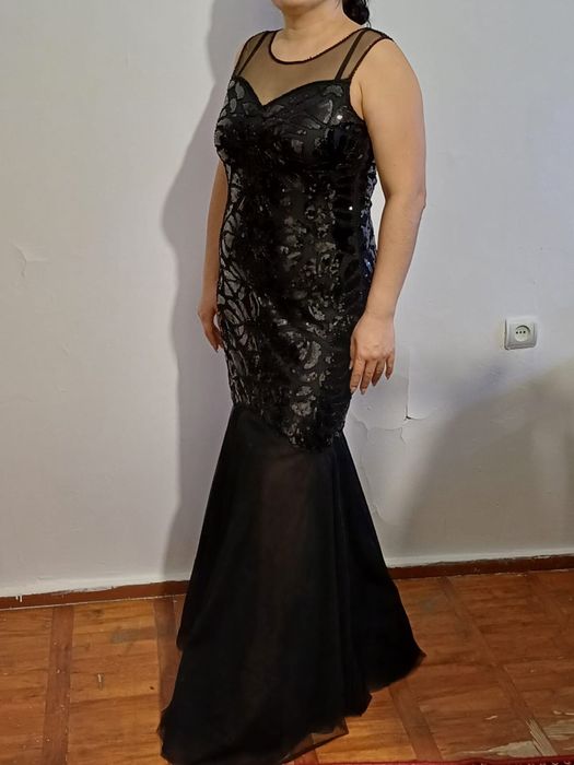 Вечерние платья женские