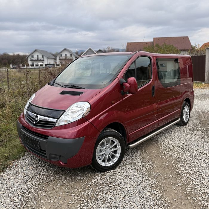 Opel Vivaro/Trafic/Primastar Diesel 5 Locuri Navigatie/Piele