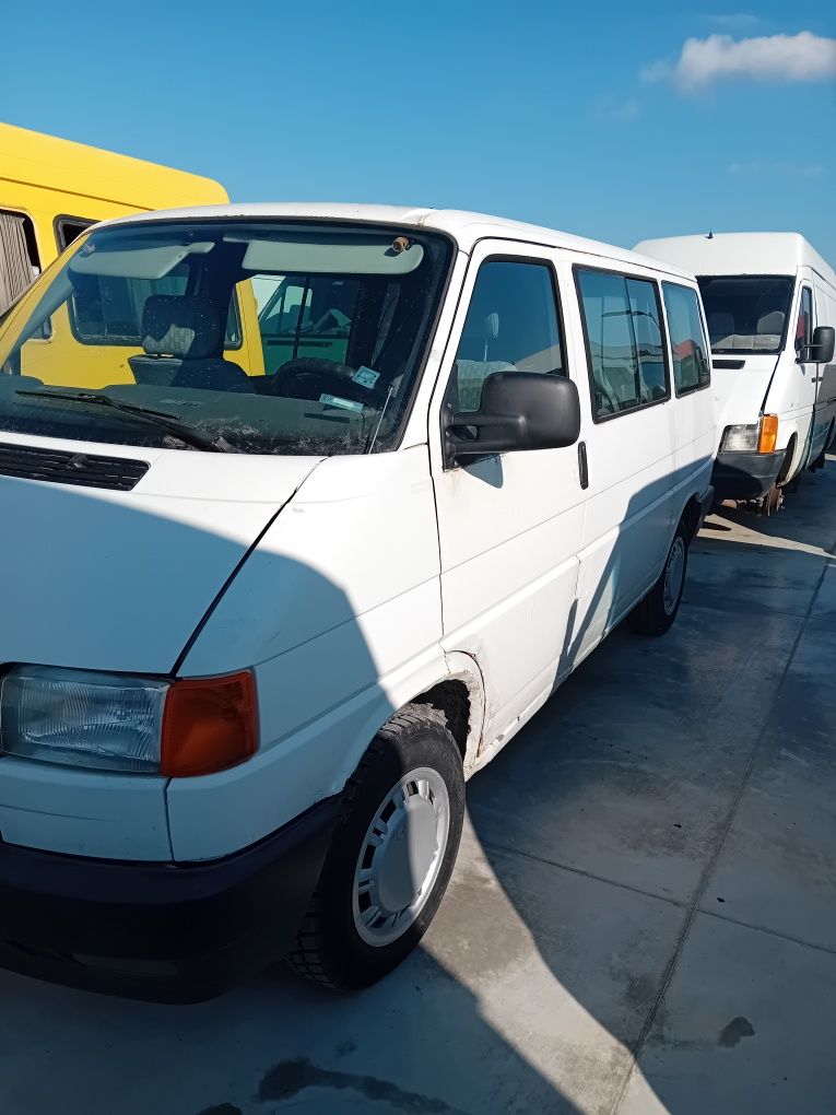 Транспортер Т4 Мултиван  2.4 Д / VW Transporter T4 2.4 D НА ЧАСТИ