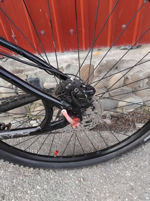 Vand bicicleta In Stare buna are roti 29 si frane pe ulei