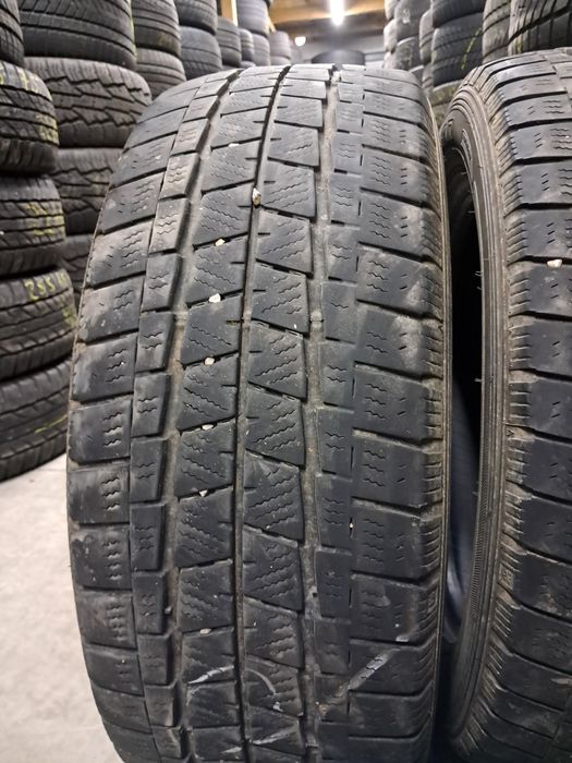 Anvelope second iarna 215 60 R17C Falken 2020