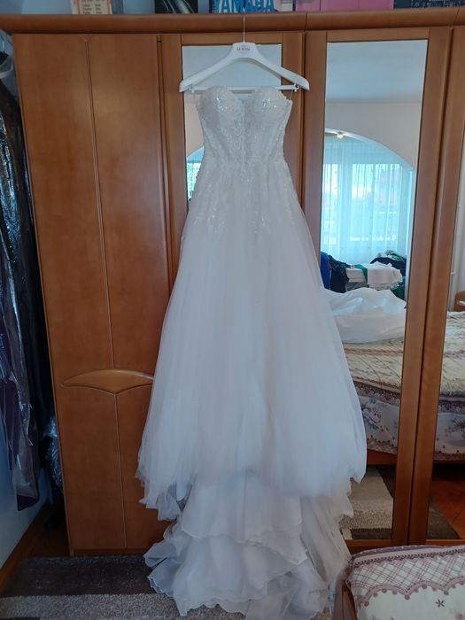 Rochie de mireasa La Novia