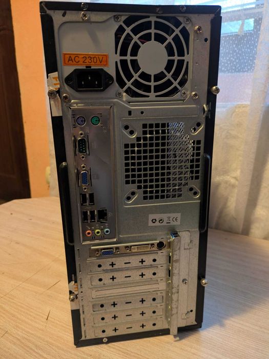 PC retro gaming Windows XP, AMD Sempron, geForce GT 520, dezm