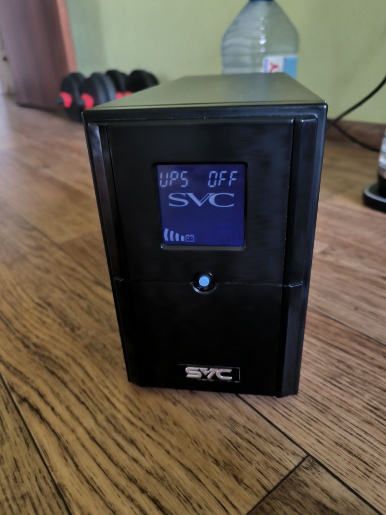 Источник бесперебойного питания SVC V-1200 L LCD