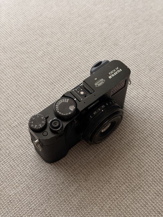 Aparat foto Fujifilm X100V