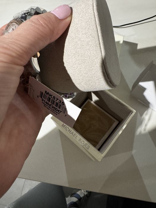 Michael Kors Lexington MK5735